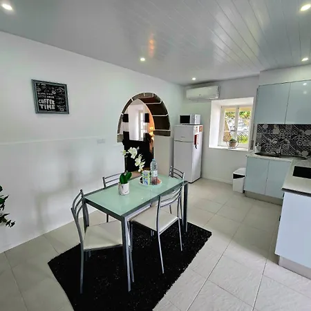 The Cedar Tree House Sete Cidades