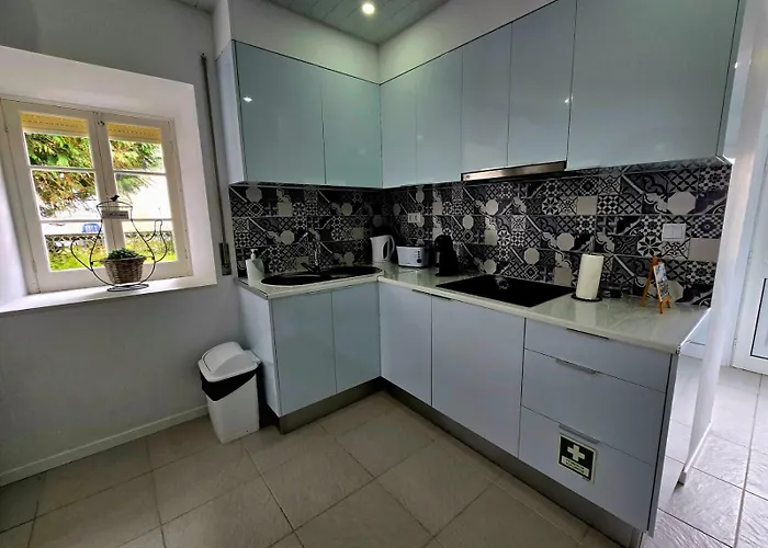 The Cedar Tree House بيت للعطل